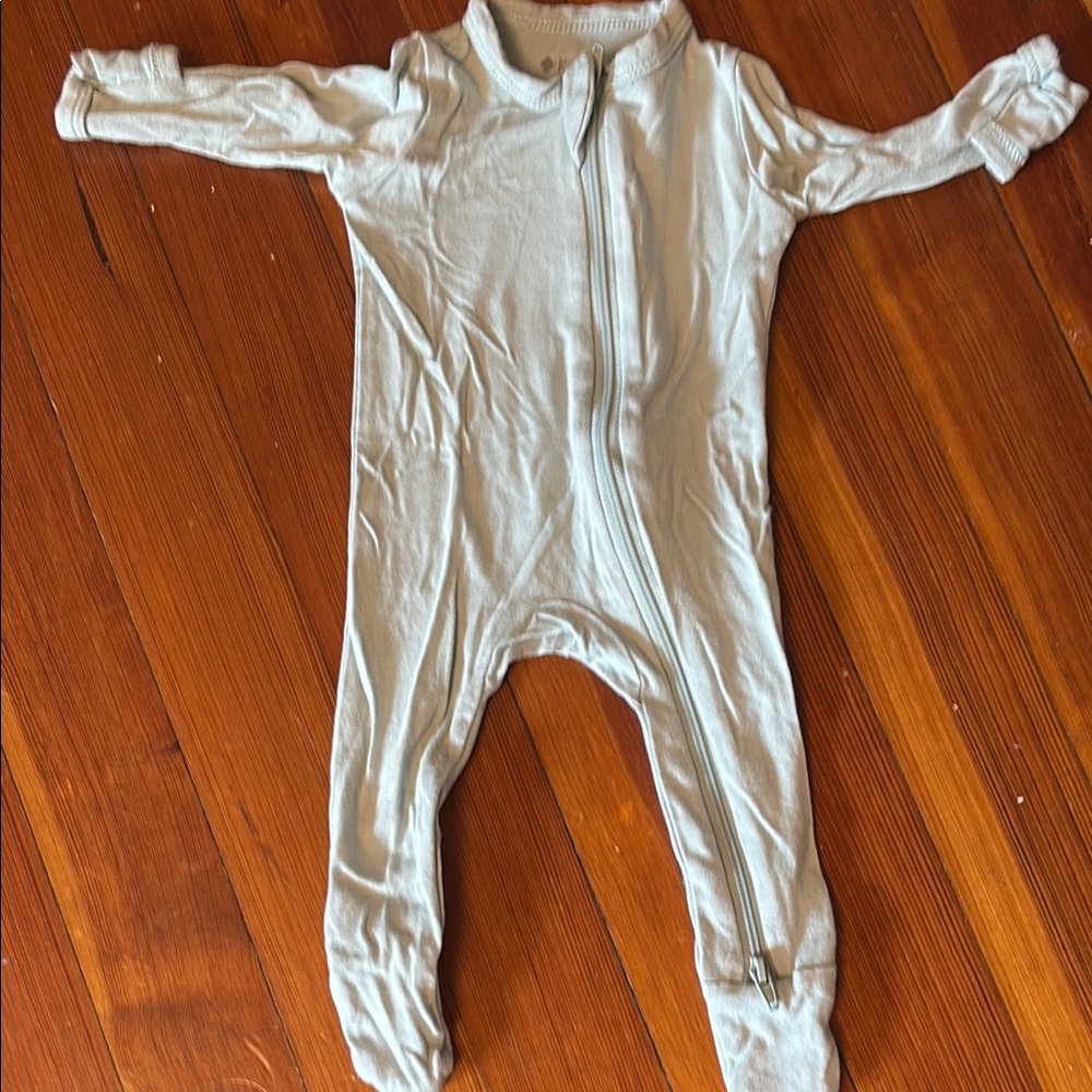 Kyte BABY Zippered Footie Sage Premie